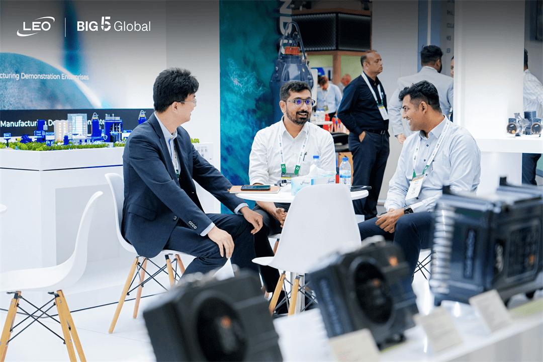 LEO PHOTOS at Big 5 Global 2025 1